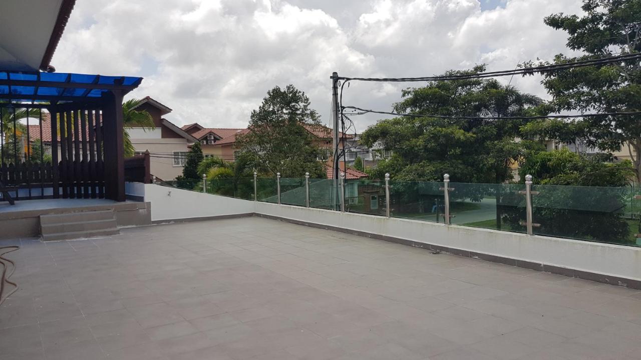 D'Villa Kp Kuala Terengganu Bagian luar foto